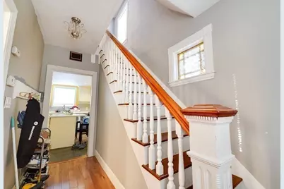 30 Charles St, Quincy, MA 02169 - Photo 3