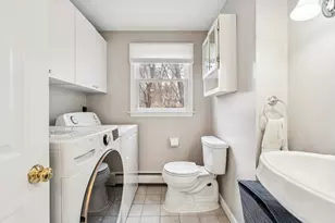 246 Lynnfield St, Peabody, MA 01960 - Photo 13