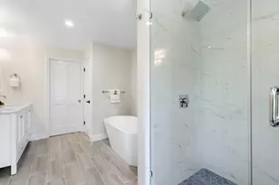 29 Cottage St, Newton, MA 02464 - Photo 25