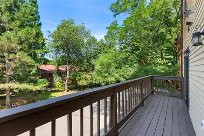 29 Cottage St #29, Newton, MA 02464 - Photo 15