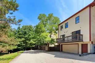 29 Cottage St, Newton, MA 02464 - Photo 31