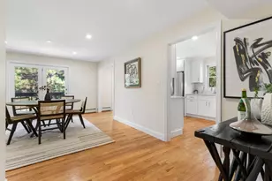 29 Cottage St, Newton, MA 02464 - Photo 7