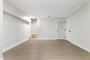 29 Cottage St, Newton, MA 02464 - Photo 29