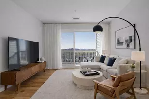 4 Stratton Dr, Woburn, MA 01801 - Photo 1