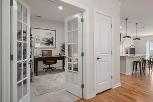 4 Stratton Dr, Woburn, MA 01801 - Photo 3