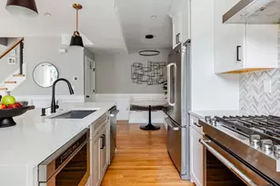 4 Dolans Ct, Boston, MA 02130 - Photo 9