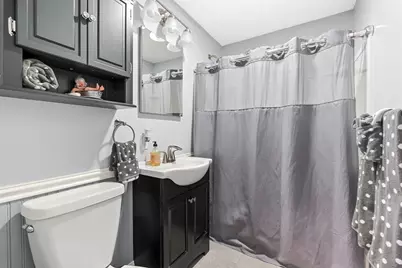 70-72 Windsor Road, Medford, MA 02155 - Photo 19