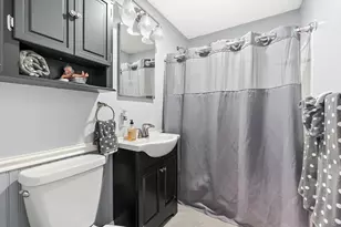 70-72 Windsor Rd, Medford, MA 02155 - Photo 19