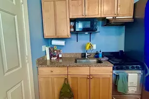 27 Anderson St, Boston, MA 02114 - Photo 3