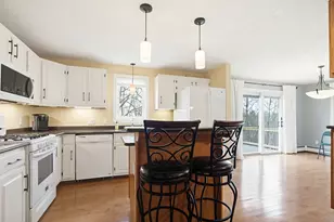 105 Onamog St, Marlborough, MA 01752 - Photo 7