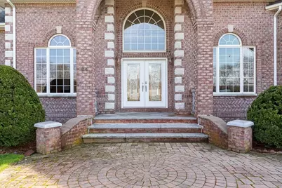 64 Kensington Ct, Swansea, MA 02777 - Photo 3