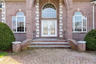 64 Kensington Ct, Swansea, MA 02777 - Photo 3