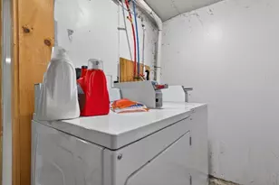 54 Brooks St, Boston, MA 02128 - Photo 21