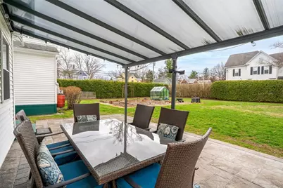 89 Garfield Ave, Easthampton, MA 01027 - Photo 7