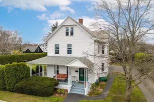 89 Garfield Ave, Easthampton, MA 01027 - Photo 3