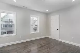 17 Tower St, Lynn, MA 01905 - Photo 5