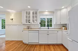 25 Magnolia Rd, Melrose, MA 02176 - Photo 13