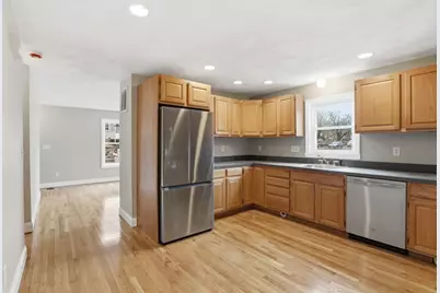 18-20 Buck Street #1, Woburn, MA 01801 - Photo 5