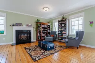 9 White Rd, Mendon, MA 01756 - Photo 5