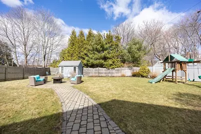 2 Sunset Rd, Salem, MA 01970 - Photo 5