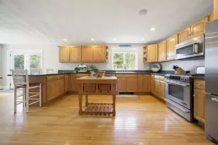 2 Sunset Rd, Salem, MA 01970 - Photo 11