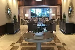 9 Hawthorne Pl, Boston, MA 02114 - Photo 13