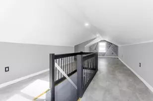 49 Bennett St, Chicopee, MA 01013 - Photo 31