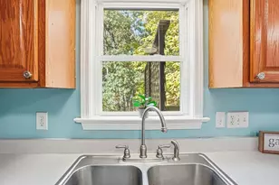 35 Highland Park, Uxbridge, MA 01569 - Photo 5