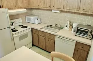 18 Hamilton Rd, Arlington, MA 02474 - Photo 7