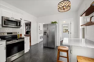 63 Airlie St, Worcester, MA 01606 - Photo 3