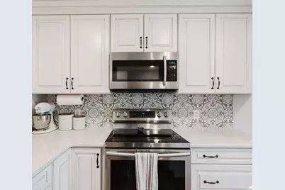 14 Landing Way #14, Lakeville, MA 02347 - Photo 5