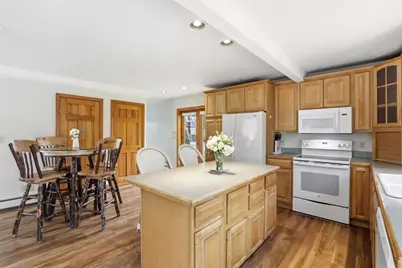 55 Hanover St, Hanover, MA 02339 - Photo 9