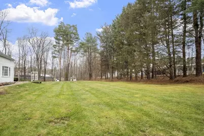 8 South St, Townsend, MA 01469 - Photo 31
