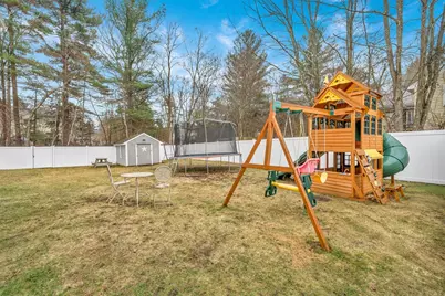 13 Brookside Dr, Billerica, MA 01821 - Photo 23