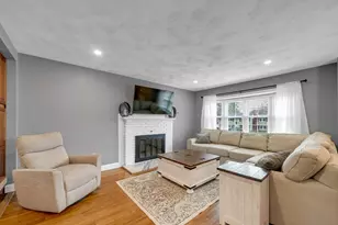 13 Brookside Dr, Billerica, MA 01821 - Photo 3