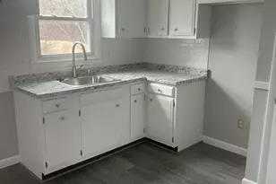 7 Roys Dr, Spencer, MA 01562 - Photo 3