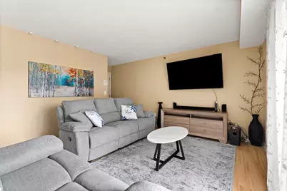 84 Tennis Plaza Rd #33, Dracut, MA 01826 - Photo 7