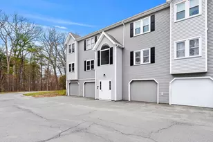 84 Tennis Plaza Rd, Dracut, MA 01826 - Photo 3