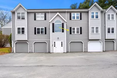 84 Tennis Plaza Rd #33, Dracut, MA 01826 - Photo 1