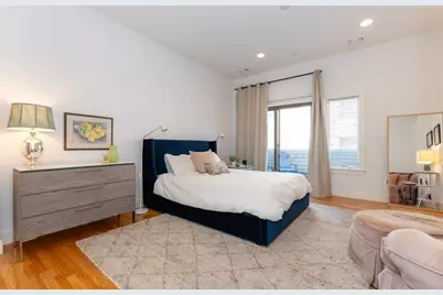 769 Heath St #769, Brookline, MA 02467 - Photo 19