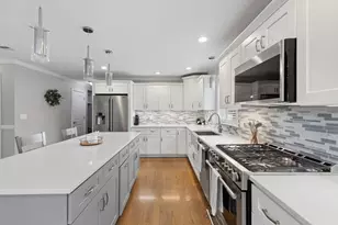 212 White St, Weymouth, MA 02190 - Photo 7