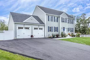 212 White St, Weymouth, MA 02190 - Photo 3