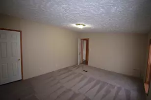 6 Georges Ln, Fremont, NH 03044 - Photo 37