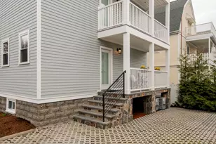 93 Central St, Somerville, MA 02143 - Photo 23