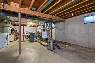 40 W Elm St, Hopkinton, MA 01748 - Photo 39