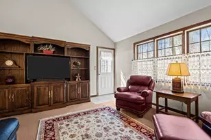 40 W Elm St, Hopkinton, MA 01748 - Photo 27