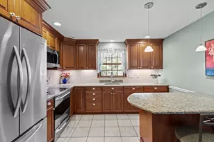 40 W Elm St, Hopkinton, MA 01748 - Photo 25