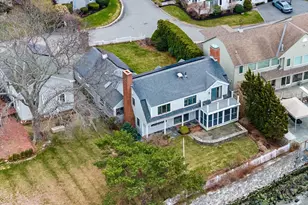 31 Lincoln House Point, Swampscott, MA 01907 - Photo 3