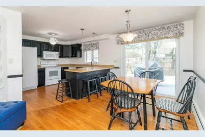 39 Mainsle Ln, Barnstable, MA 02601 - Photo 3