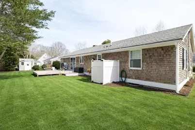 39 Mainsle Ln, Barnstable, MA 02601 - Photo 17